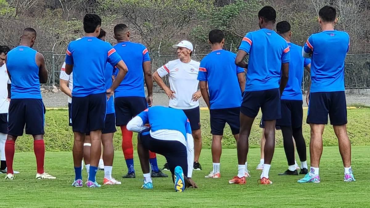 Bengtson sigue alegre tras anotarle a Motagua y el Chelito es el alma del Olimpia: así vivió Troglio el entreno del León