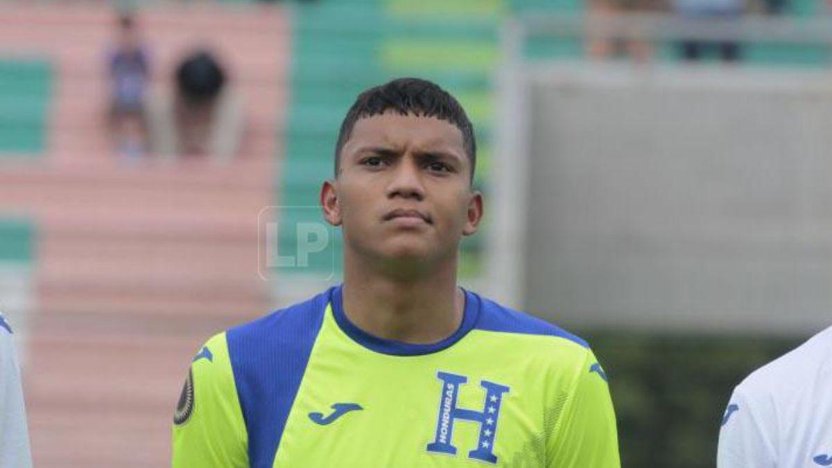 FICHAJES: Los robos de los Lobos al Olimpia y Motagua, Héctor Vargas rearma al Victoria y un hondureño viaja a Serbia