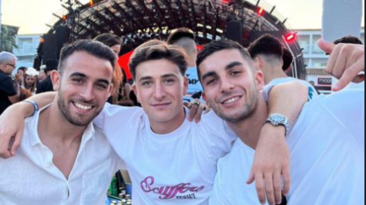 Manejando tanques de guerra, jugando póker y en despedidas de soltero: Así son las lujosas vacaciones de los futbolistas