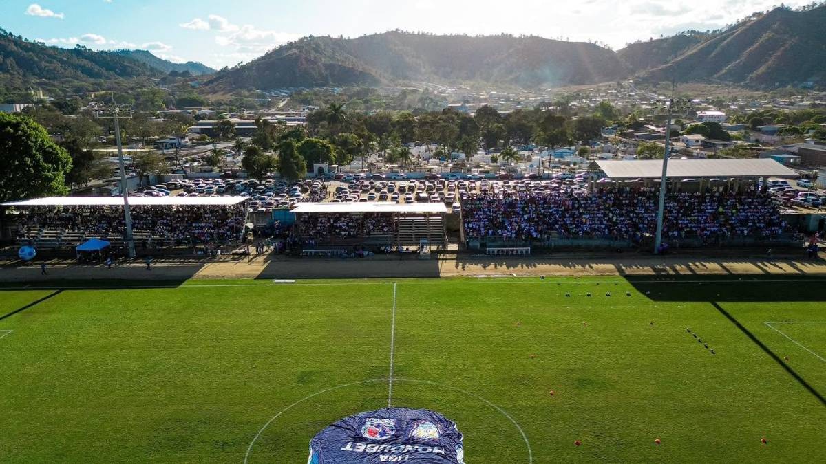 ¡Adiós al charco! Remodelan la pista del Estadio Marcelo Tinoco de Danlí