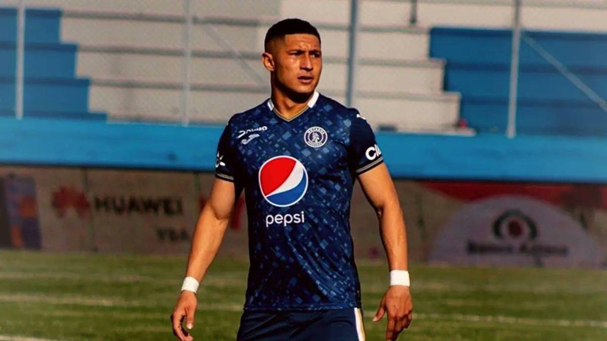 FICHAJES: Tres panameños mueven el mercado, Olimpia con dos salidas, legionario regresa y anuncian dos altas