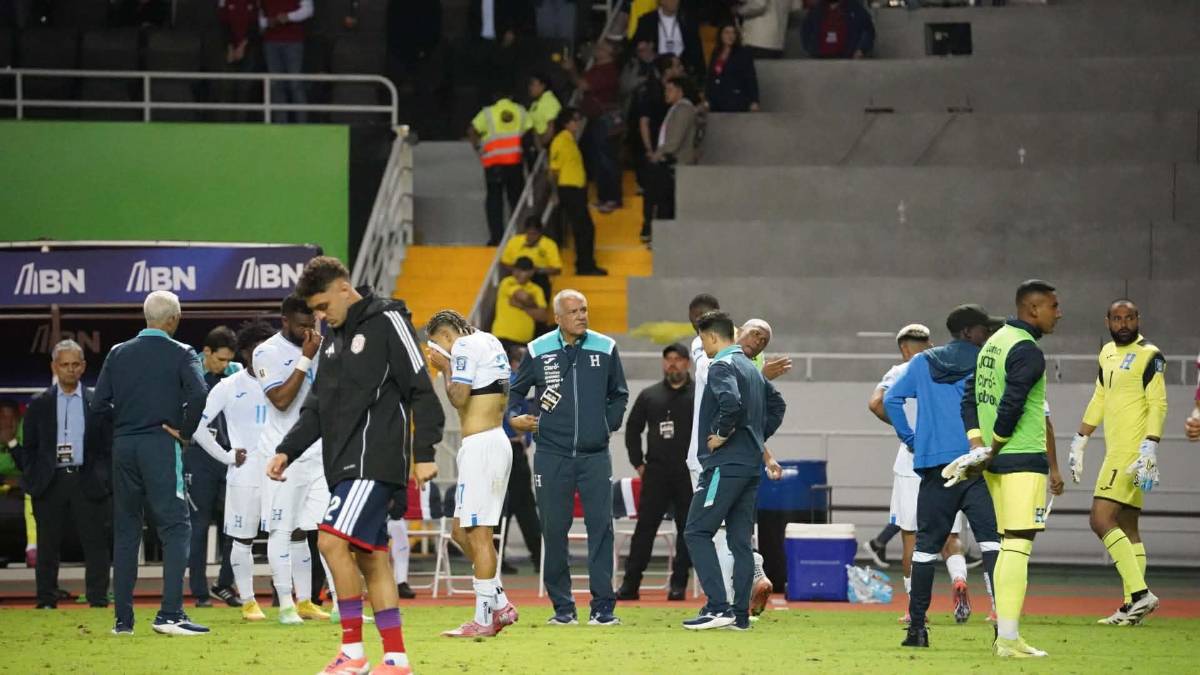 Tras fracasar con Honduras para ir al Mundial 2026, varios jugadores anuncian su retiro oficial de la 'H': Es mi último...