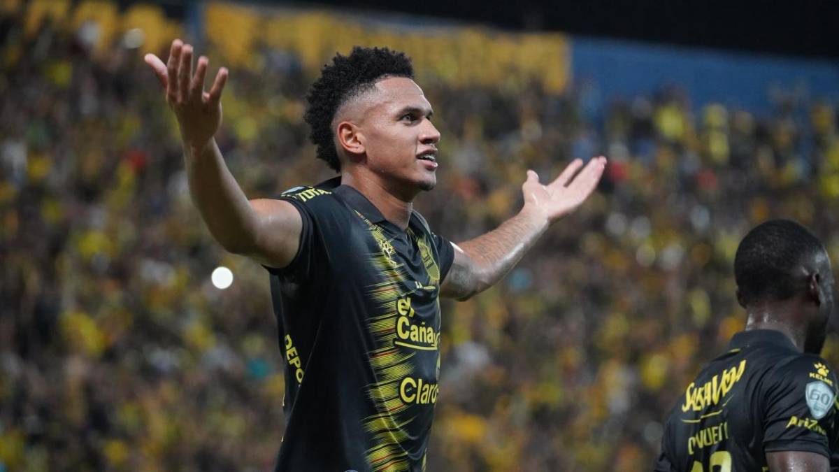 FICHAJES: Deja Real España y se va a Olimpia, Motagua apuntala otra contratación sorpresa y Jeaustin Campos con bombazo