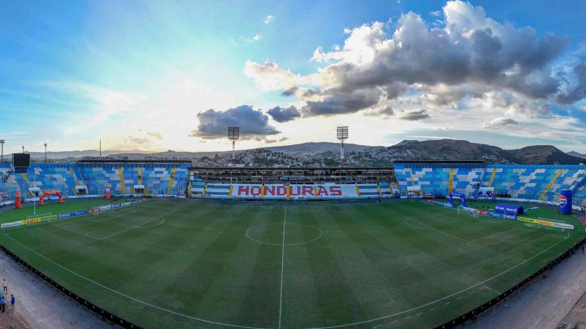 ¿Peligra el Motagua vs Real España? Así quedó la grama del Estadio Nacional Chelato tras el concierto de Grupo Firme