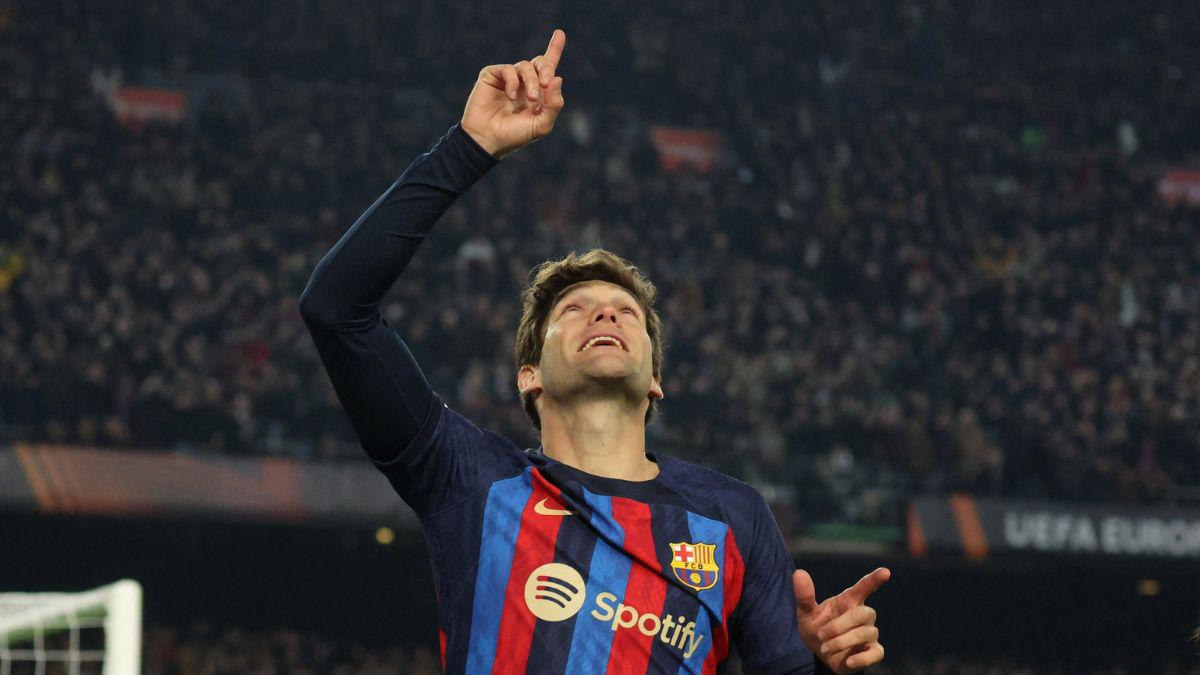 No se vio: La ‘burla’ de Casemiro a Gavi, la mala racha de Xavi, el error del VAR y el show de Rashford en el Barcelona- Man. United