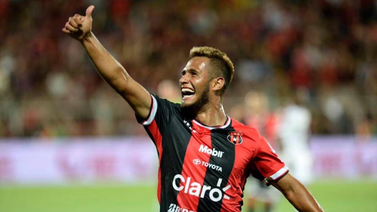 Mercado: Revelado el nombre del argentino que fichará Motagua, la primera alta en Olimpia y el nuevo legionario