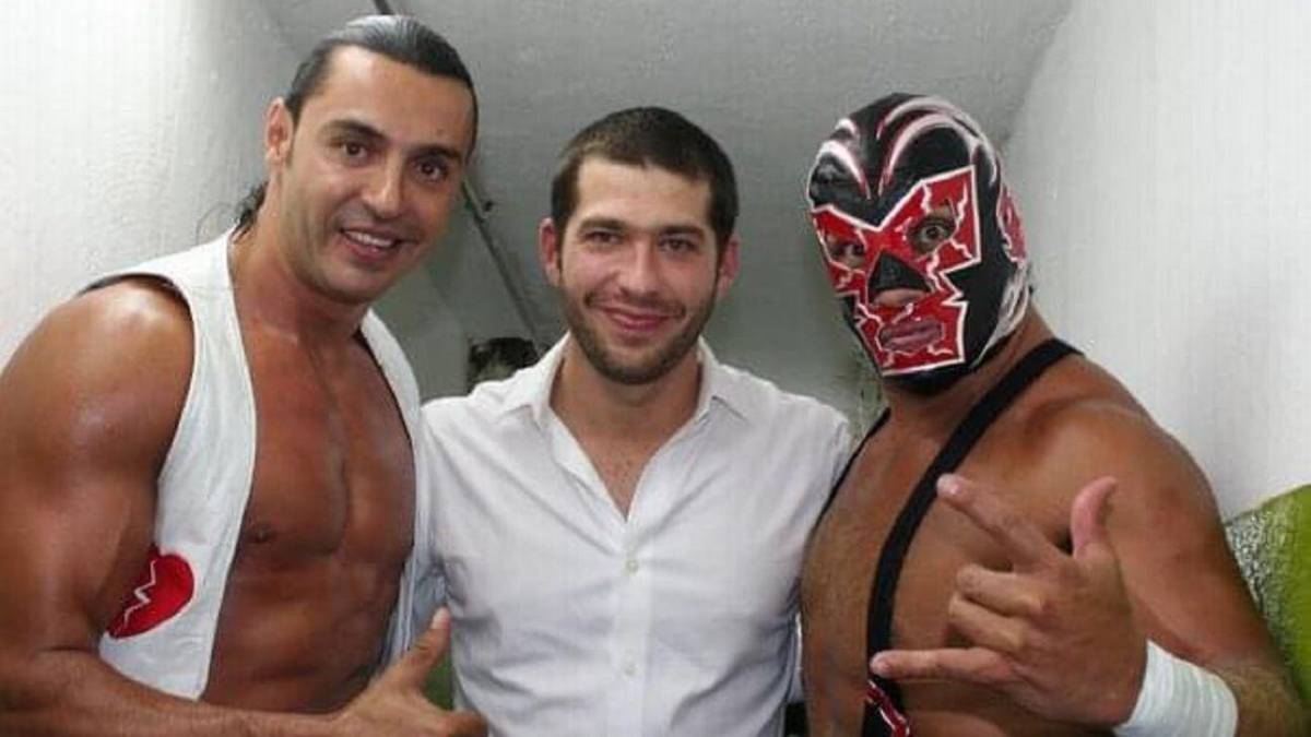 Rey de la Superliga de Malasia y criado en la lucha libre: la historia que no conocías de Benjamín Mora, técnico del Atlas