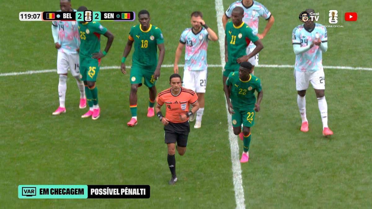Las polémicas que señalan a Saíd Martínez en la histórica remontada de Bélgica ante Senegal