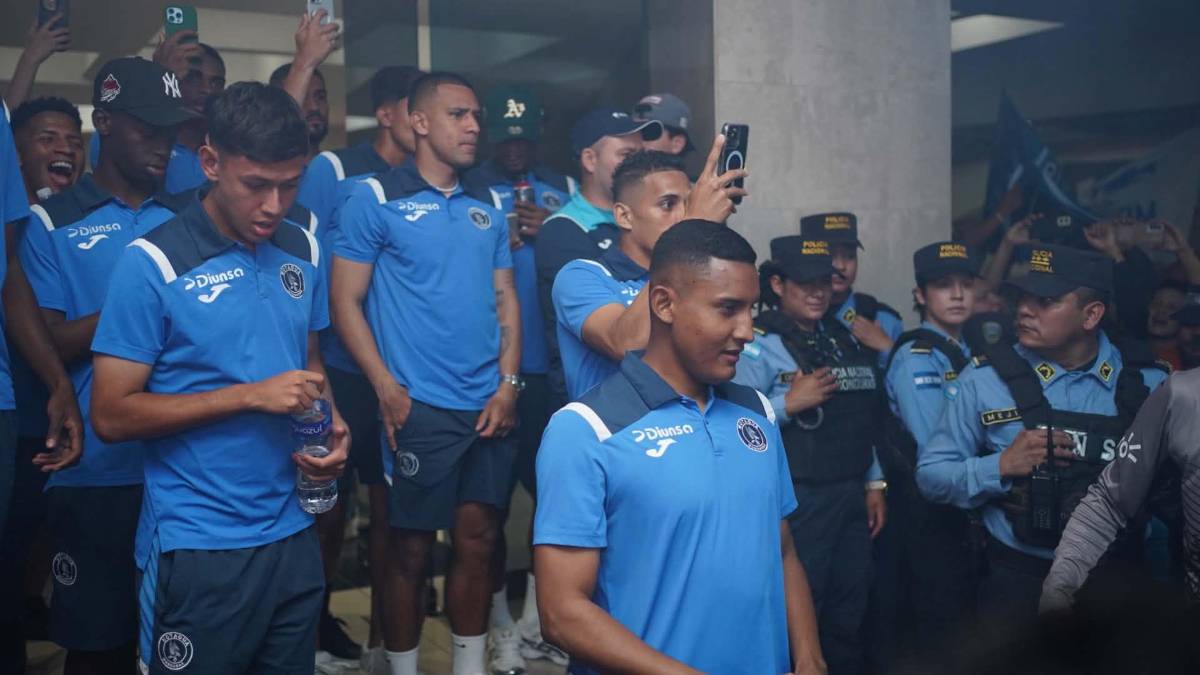 Se viene la 20 de Amado: advierte en el banderazo Motagua y la abuelita se robó el show