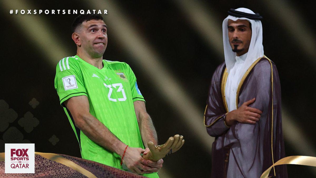 ‘San’ Dibu, el héroe de Argentina: sus shows, bailes, el gesto al recibir el premio y las mejores paradas en el Mundial de Qatar