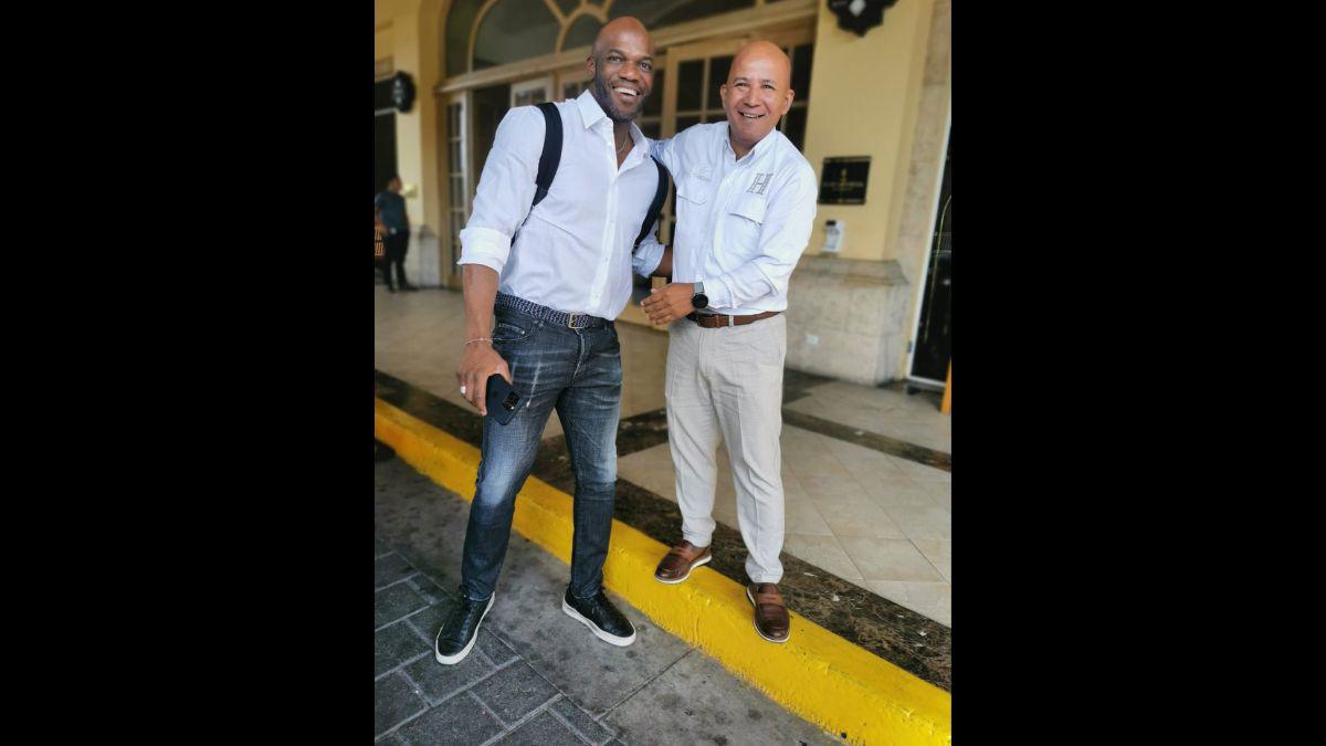 El ‘Rey’ está en casa: Así se la pasa David Suazo en su regreso a Honduras convertido en toda una personalidad mundial