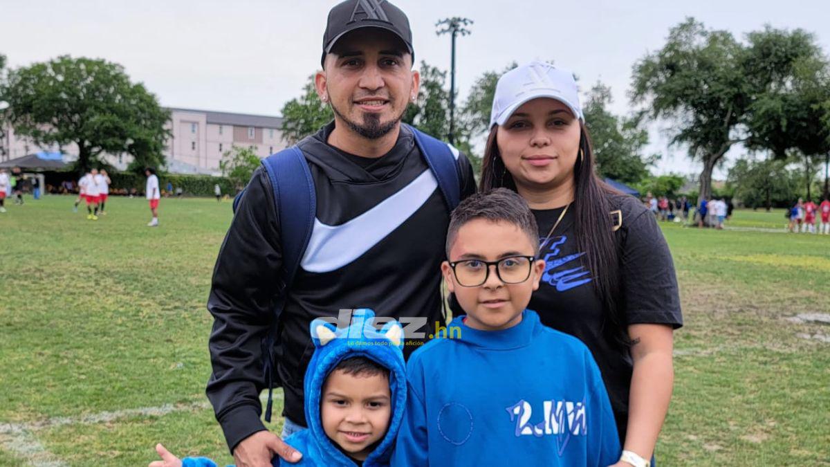 ¡Hermosa periodista se roba el show! Leyendas del fútbol hondureño deleitan con su talento en la IV edición de la New Orleans Cup