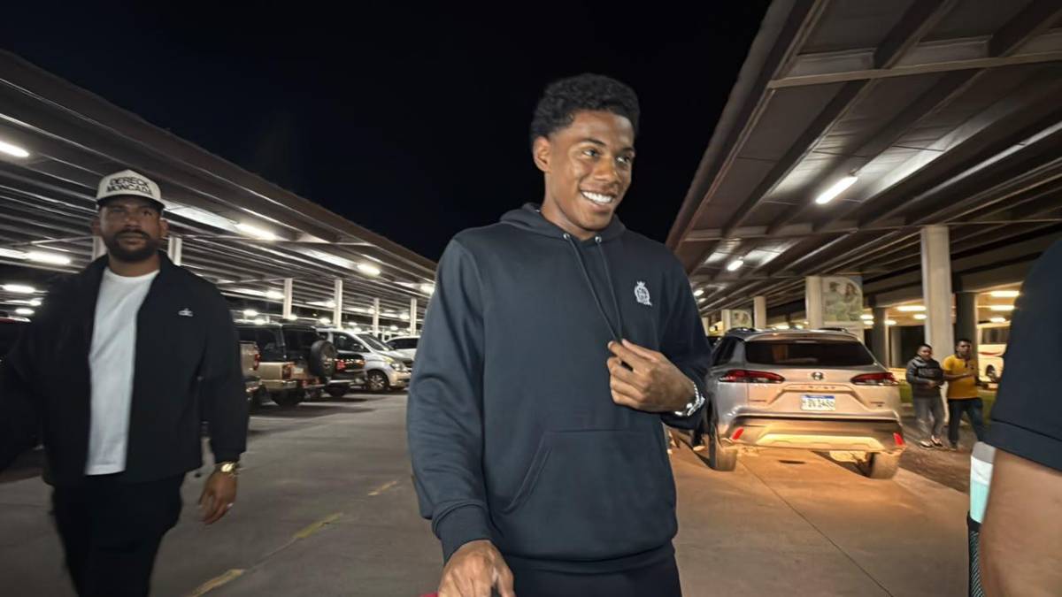 Entre risas y alegría: así fue la llegada de 'Yío', Kervin y Dereck a Honduras