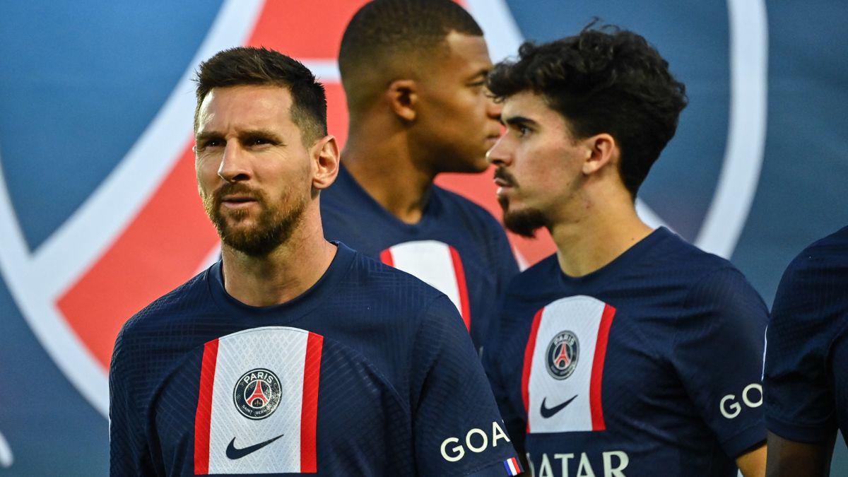 ¡Nueva bronca en el vestuario del PSG! Vitinha le pegó una patada a Leo Messi y ‘La Pulga’ se le encaró