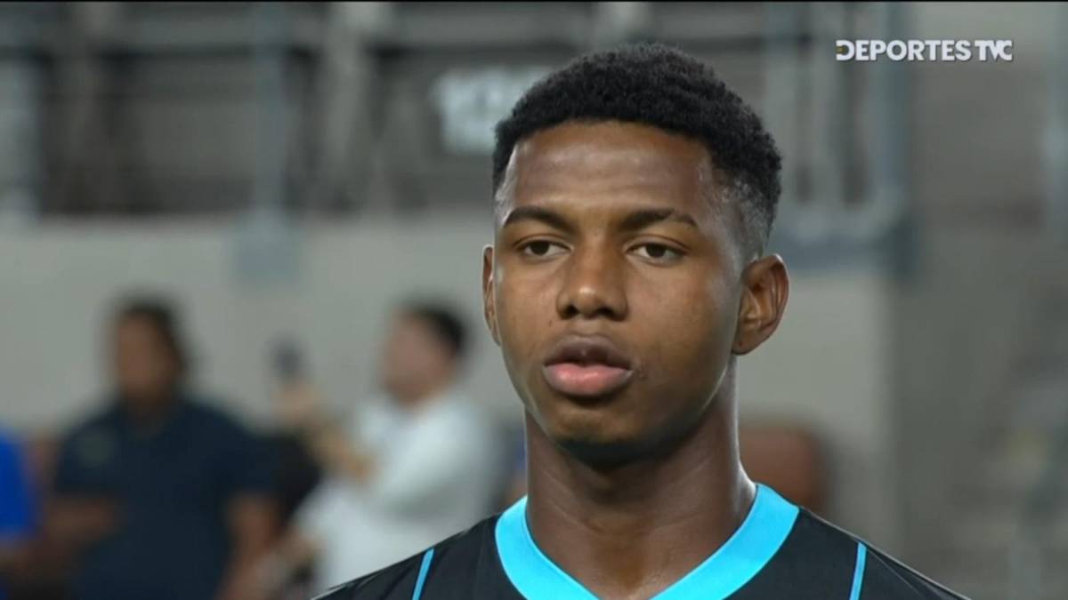 FOTOS: El principiante en la Selección de Honduras, los sacrificados y ambientazo en Houston con los salvadoreños