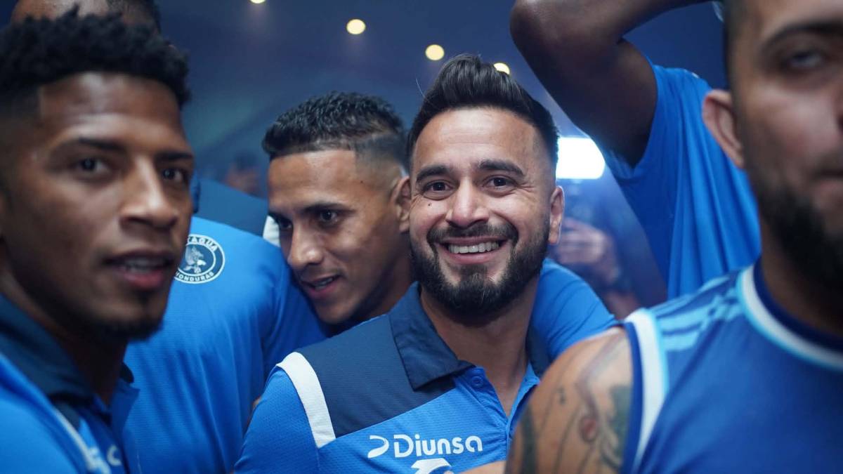Se viene la 20 de Amado: advierte en el banderazo Motagua y la abuelita se robó el show