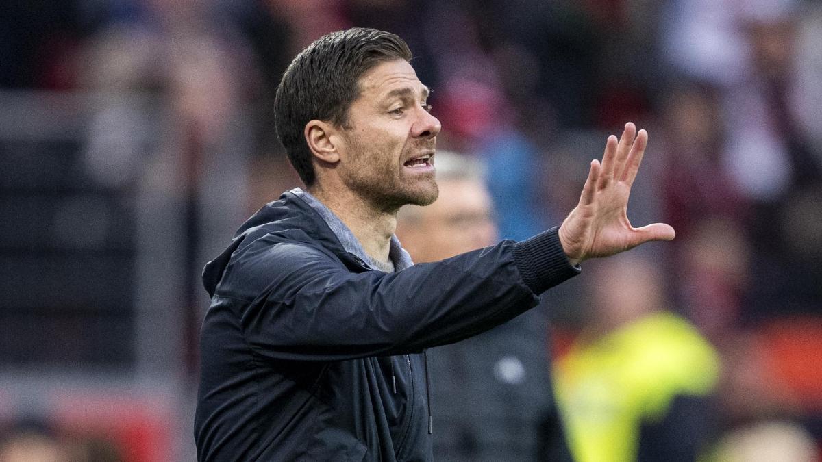 Usó la imagen de Xabi Alonso para estafar al Liverpool y esto pidió al club tras la salida de Klopp