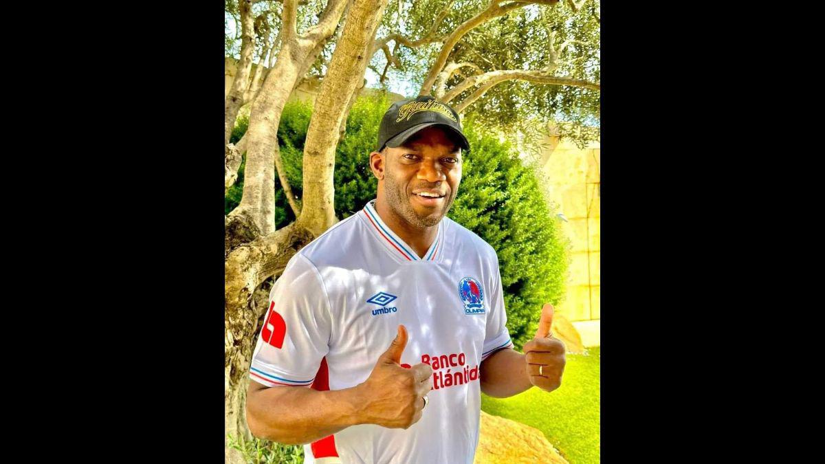 El ‘Rey’ está en casa: Así se la pasa David Suazo en su regreso a Honduras convertido en toda una personalidad mundial