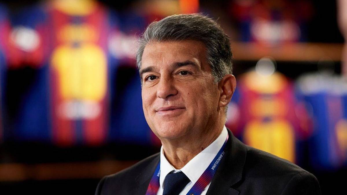 El increíble 11 del Barcelona si Laporta le da los nueve fichajes que ha pedido Xavi para la temporada 2022-23
