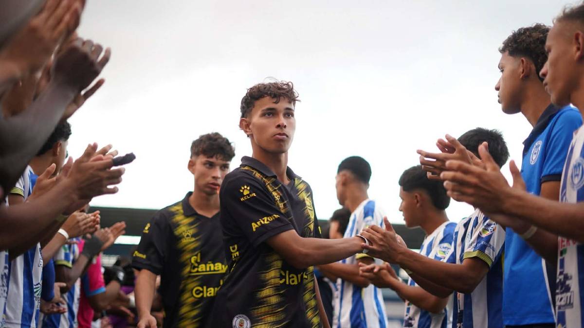 ¡La Ceiba de fiesta! Victoria celebró por lo alto, fichaje del Olimpia presente y exmundialista llegó a la final de Reservas