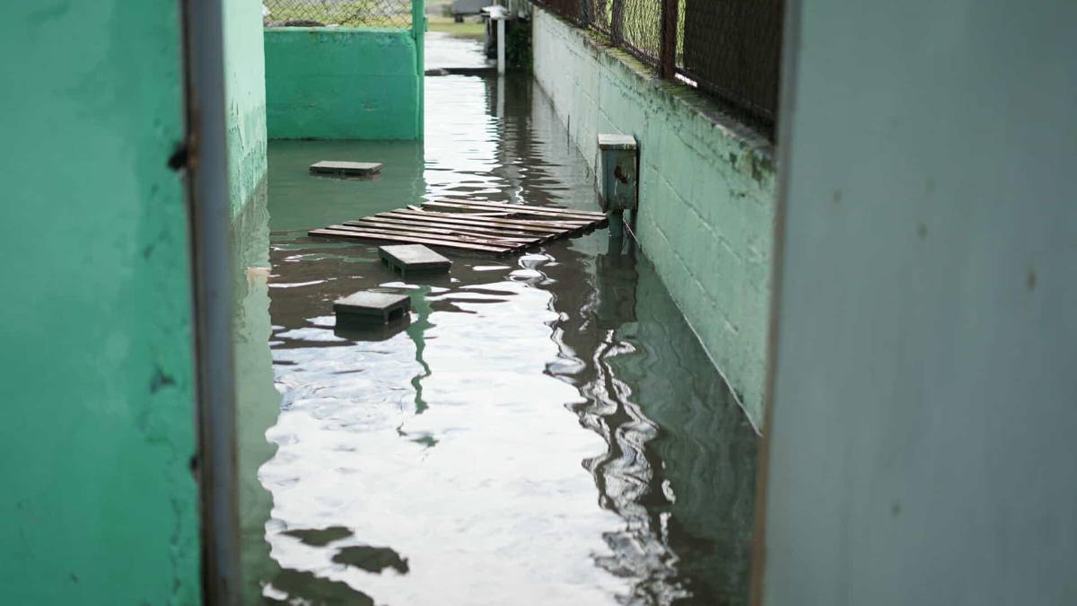 ¡Inundado! Estadio de la gran final de la Liga de Ascenso de Honduras entre Choloma y Platense quedó afectado por las lluvias