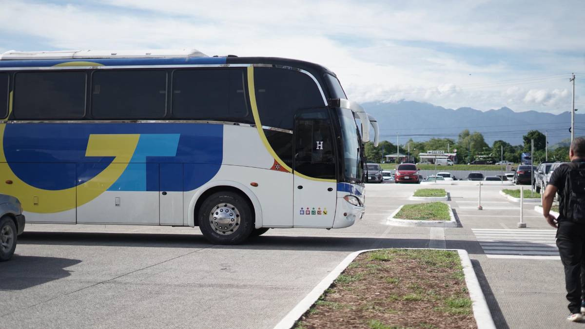 Luis Palma fue el más solicitado, locura por Honduras y angustia ante posible baja, así fue la salida a México