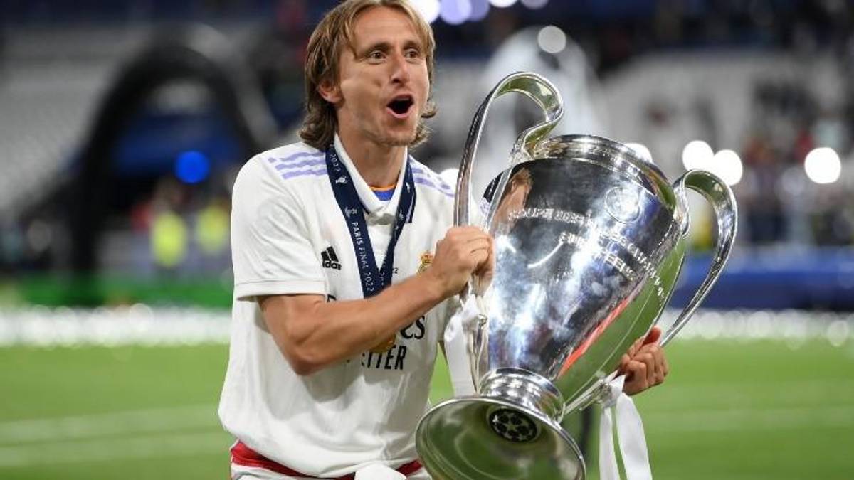 Así será el Real Madrid en la temporada 2022-23: Ya hay tres bajas oficiales, el plan de fichajes y los dos cedidos que regresan