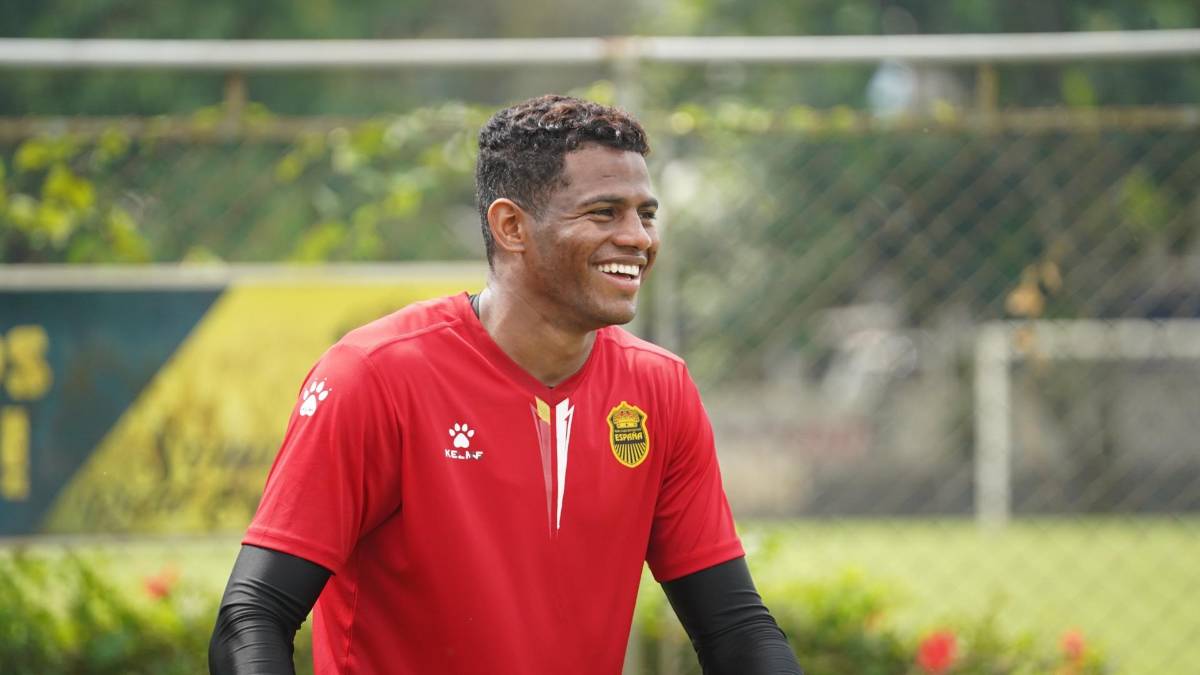 Real España vivió un día especial y pensando en Motagua: sorpresas y gran ambiente