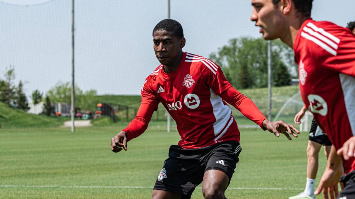 Mercado de fichajes en Honduras: Olimpia ya negociaría con DT, legionario rumbo a Europa ¿Blackburn fichará por un grande?