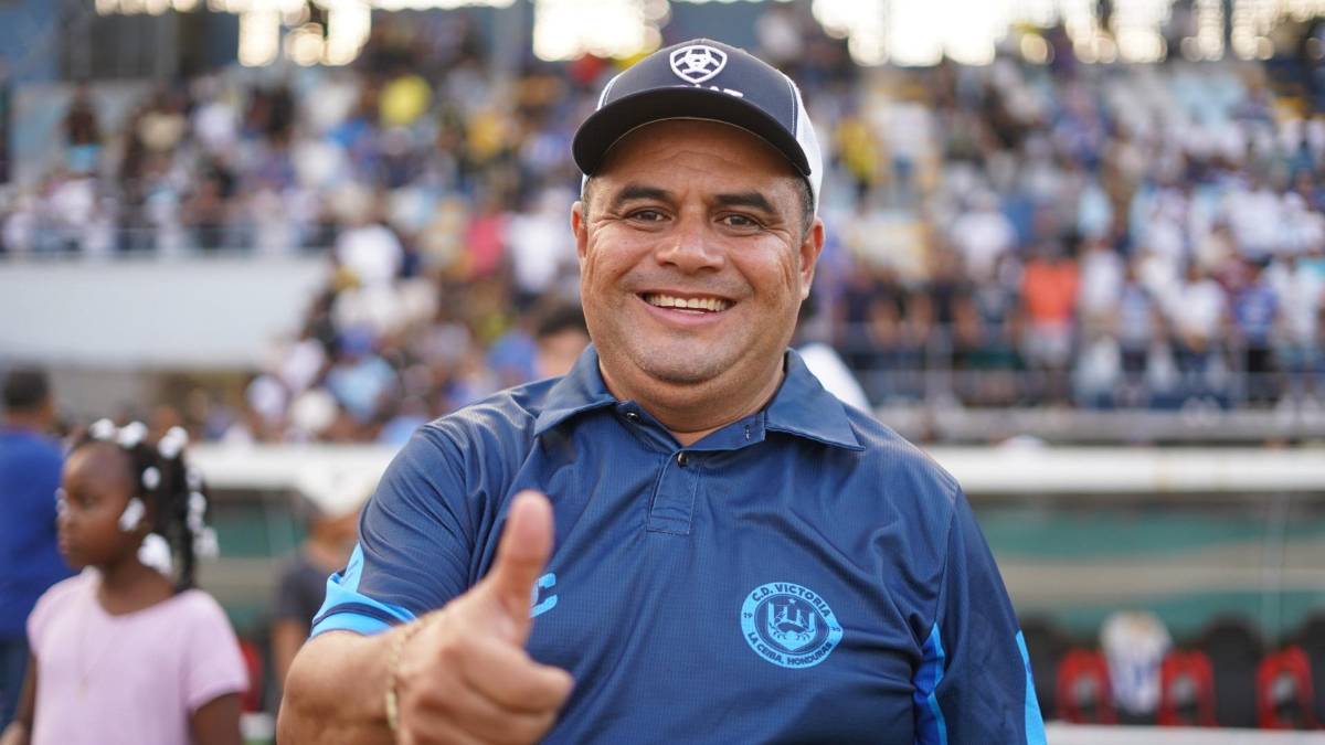 ¡La Ceiba de fiesta! Victoria celebró por lo alto, fichaje del Olimpia presente y exmundialista llegó a la final de Reservas