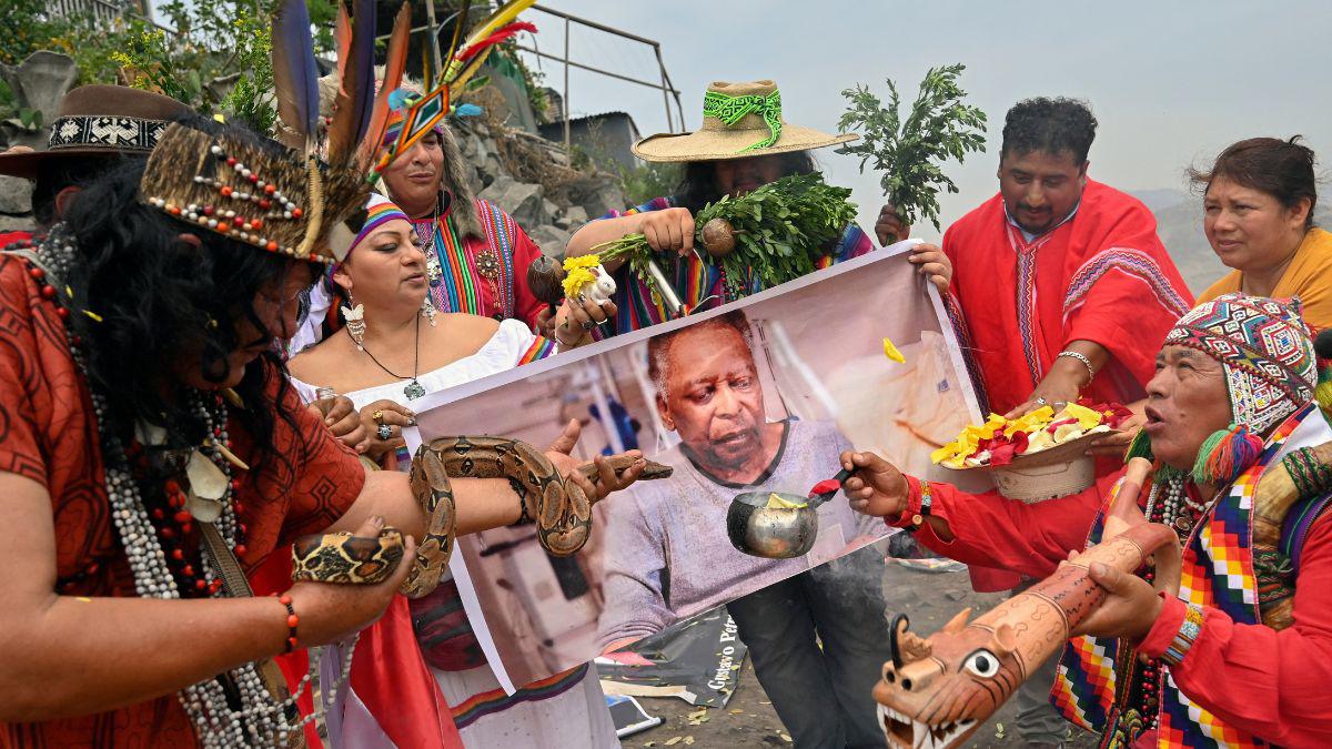 Preocupación en el mundo del fútbol: Pelé se encuentra en cuidados paliativos y cumple un mes desde su ingreso al hospital