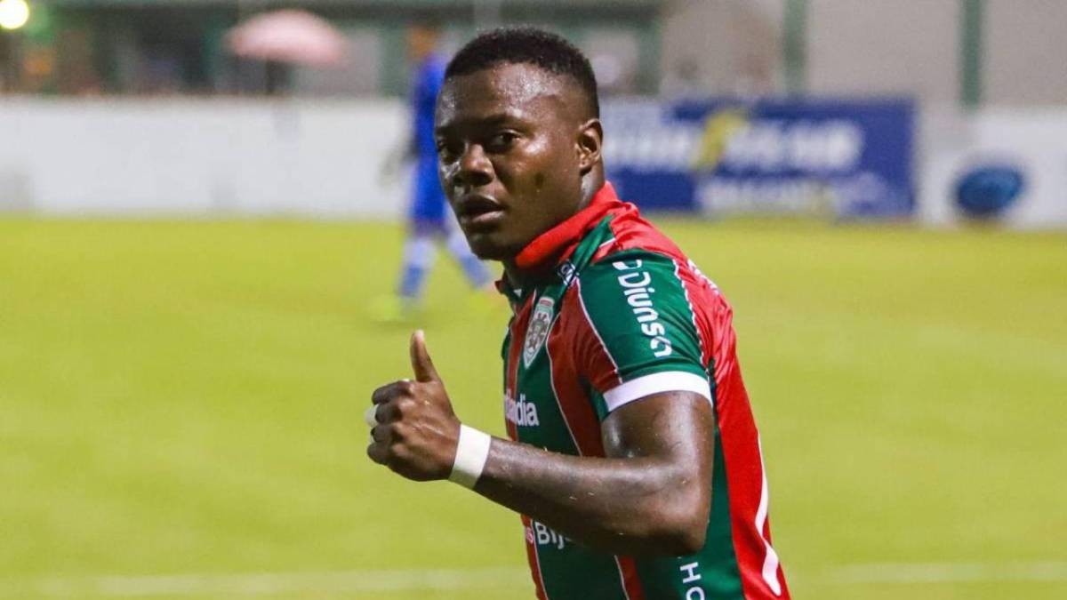 Fichajes en Centroamérica: Moya suena fuerte en club grande de Guatemala, Medford dirigirá a hondureño y Manfred Ugalde, camino a la Premier League