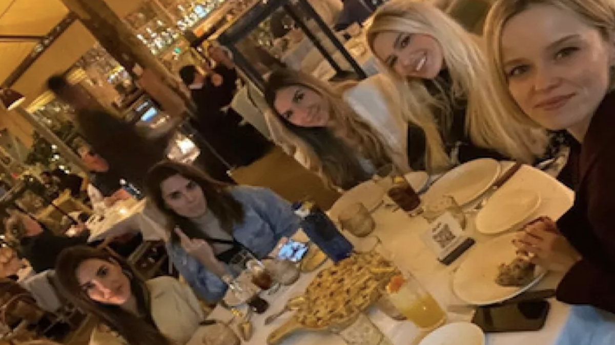 ¿Quién hizo el grupo? Así fue la cena de las parejas de los jugadores del Real Madrid: Tres quedaron fuera