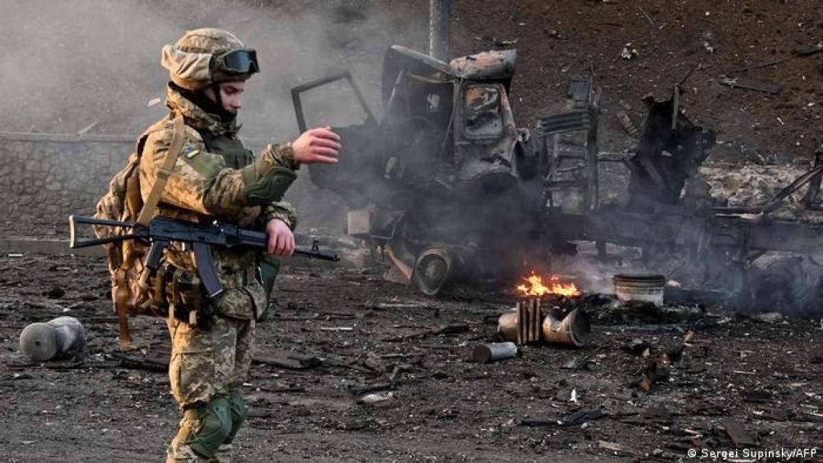 Rusia anuncia sus próximos objetivos a destruir en Ucrania y le pide a los civiles que huyan: ‘‘Atacaremos con armas de alta precisión’’