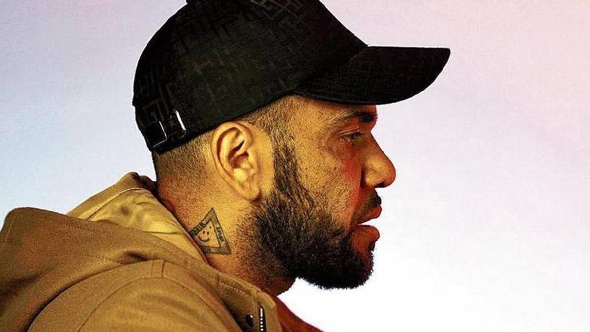 La novia de Isco se burla de Dani Alves luego de cambiar otra vez su versión y agita las redes sociales