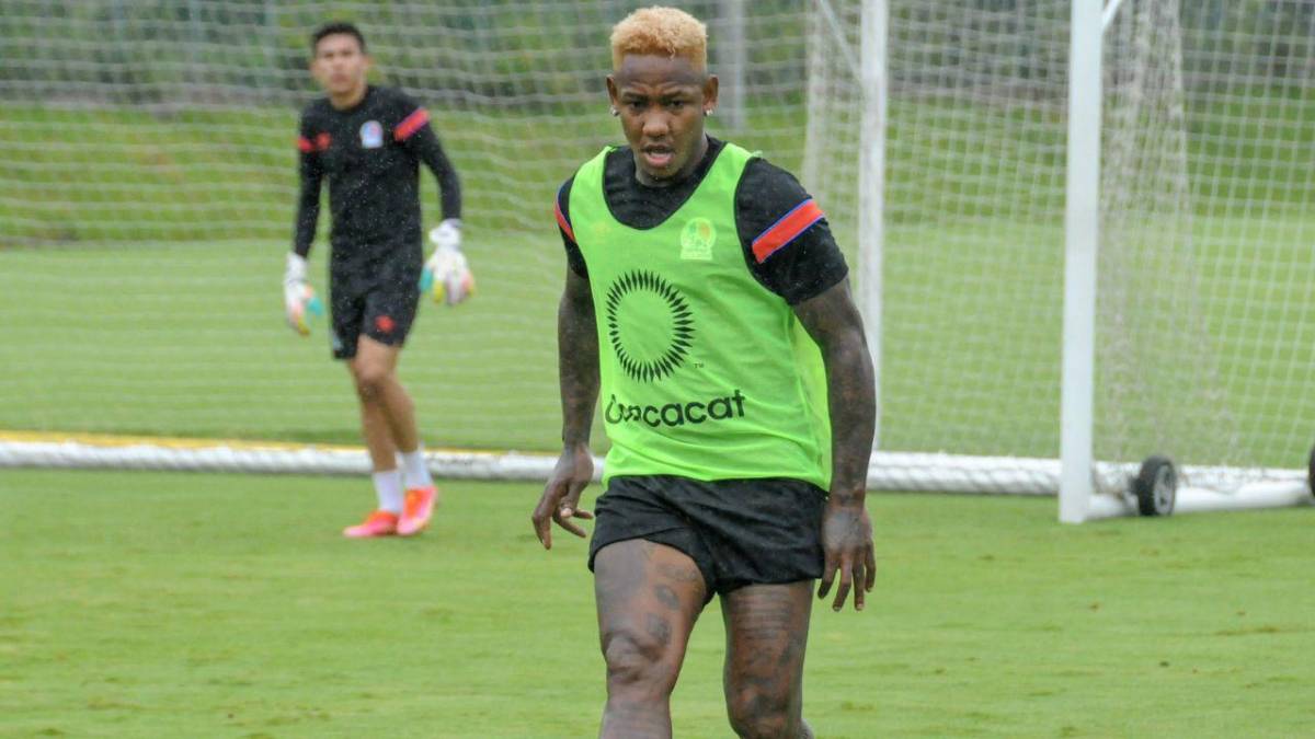 Legionarios libres: Nájar, Quioto y otros futbolistas hondureños que ficharán por un nuevo equipo en 2024