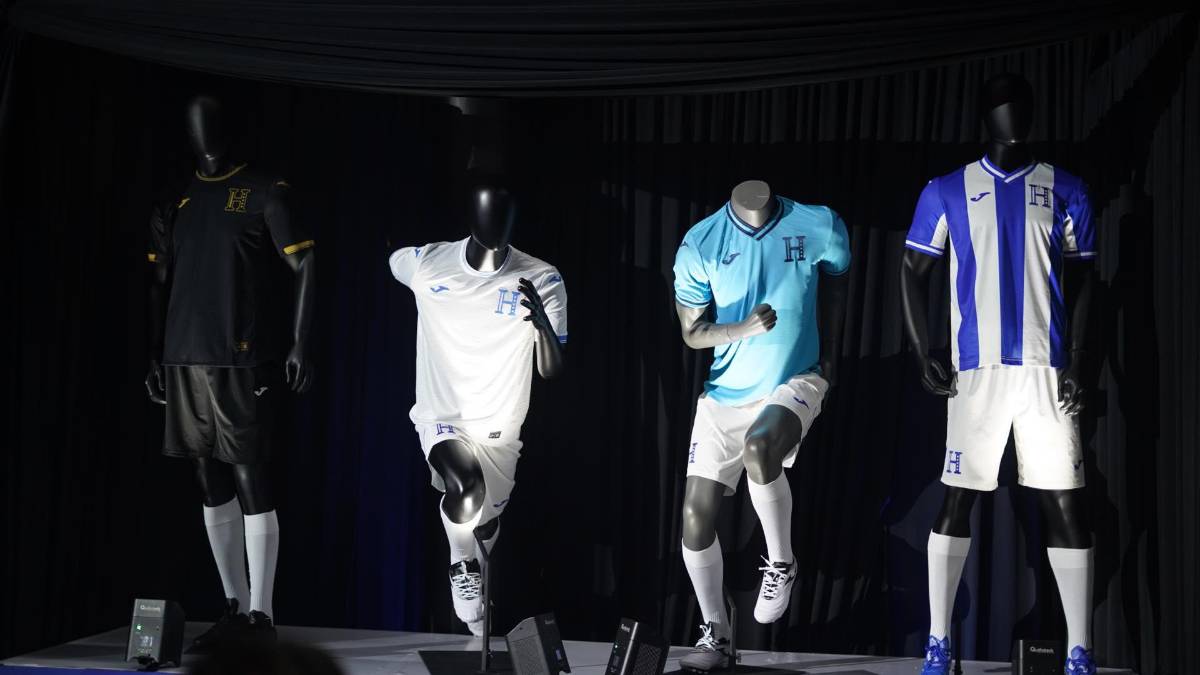 Así ha sido la evolución de los uniformes que ha utilizado la Selección de Honduras en las eliminatorias mundialistas