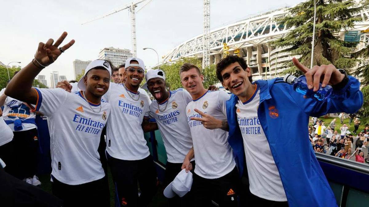 Espectacular fiesta: Real Madrid festejó en Cibeles con la afición su título 35 de la Liga de España