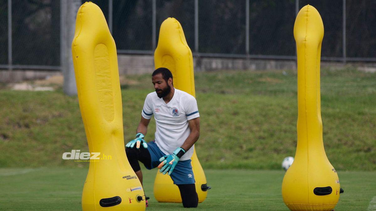 La frescura de Troglio, el baile que le hicieron a Arboleda en el rondo y la pieza clave que recupera Olimpia para enfrentar a Marathón