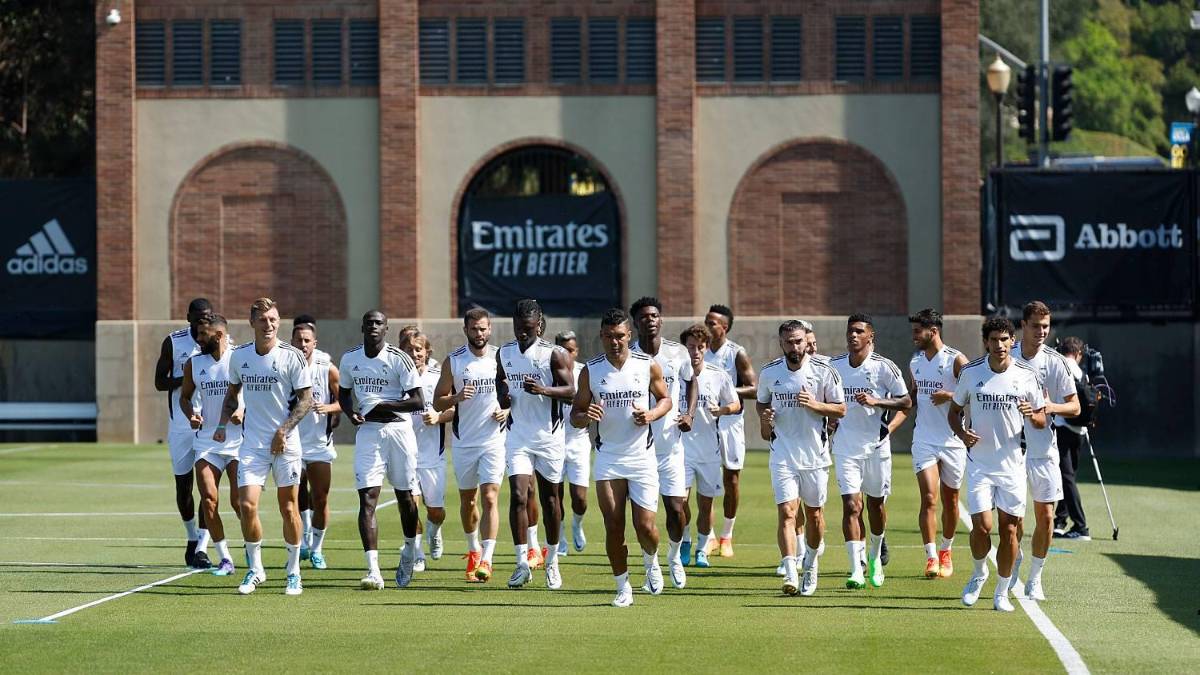 El primer 11 del Real Madrid de Ancelotti que enfrentará al Barcelona en el clásico en Estados Unidos; sin Benzema ni Carvajal