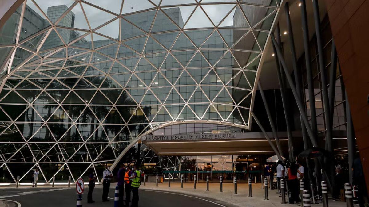 Preocupación en el mundo del fútbol: Pelé se encuentra en cuidados paliativos y cumple un mes desde su ingreso al hospital