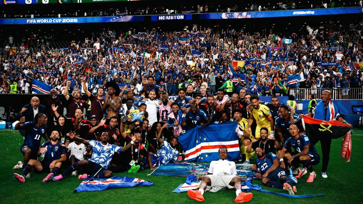 La fiesta de Cabo Verde tras hacer historia, reacción del DT y bellezas