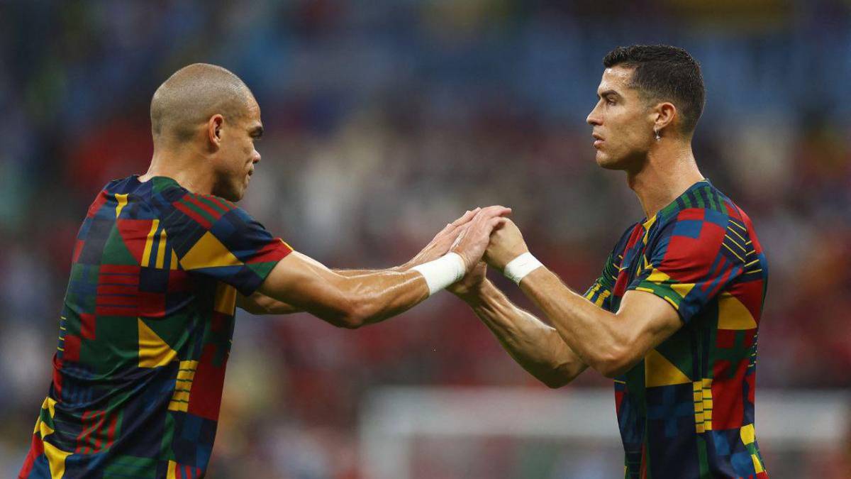 Mercado: Barcelona negocia fichaje inesperado, bombazo del Chelsea y sorpresa de Mourinho; PSG quitaría refuerzo al Real Madrid