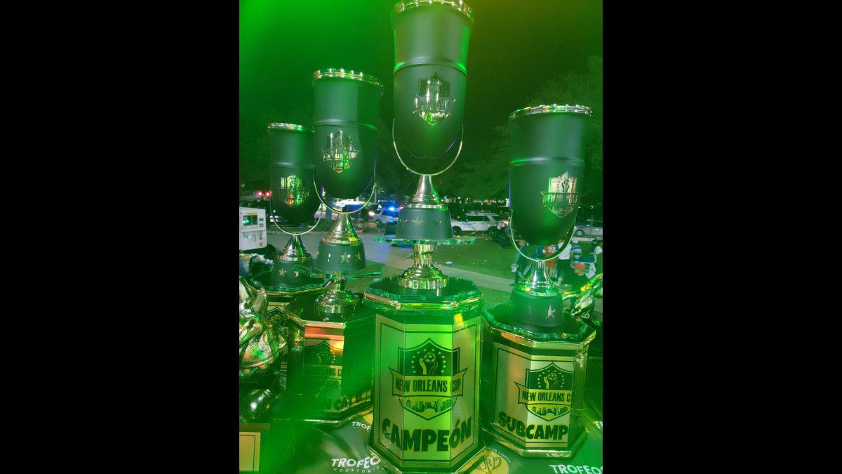 El festejo de Maynor, el discurso del “Lobo” Guevara y las famosas periodistas que robaron miradas en la New Orleans Cup