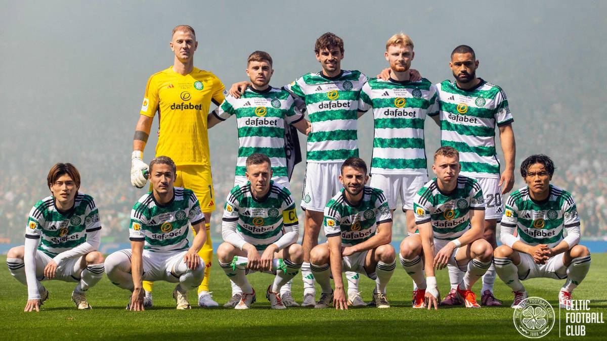 Así festejó Luis Palma el doblete del Celtic en su primer año en Escocia: ¡le puso ambiente al vestidor!