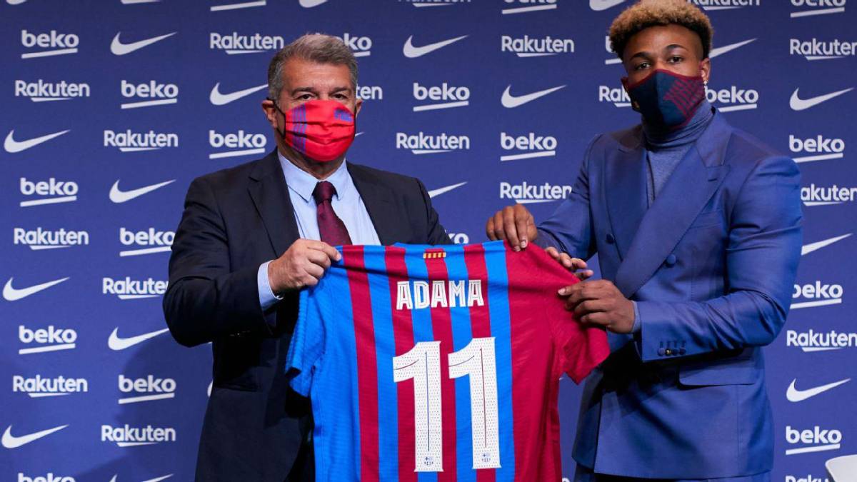 Pedri con número de leyenda y los 10 que cambiarían de dueño: La distribución de los dorsales del Barcelona para la temporada 2022-23