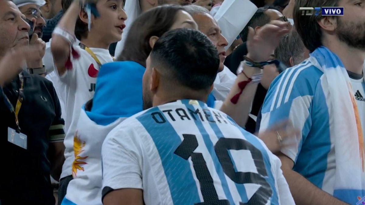 ¿Y los problemas del corazón? Kun Agüero no vio el último penal; la imagen para la historia con Messi; festejó bebiendo y fumando