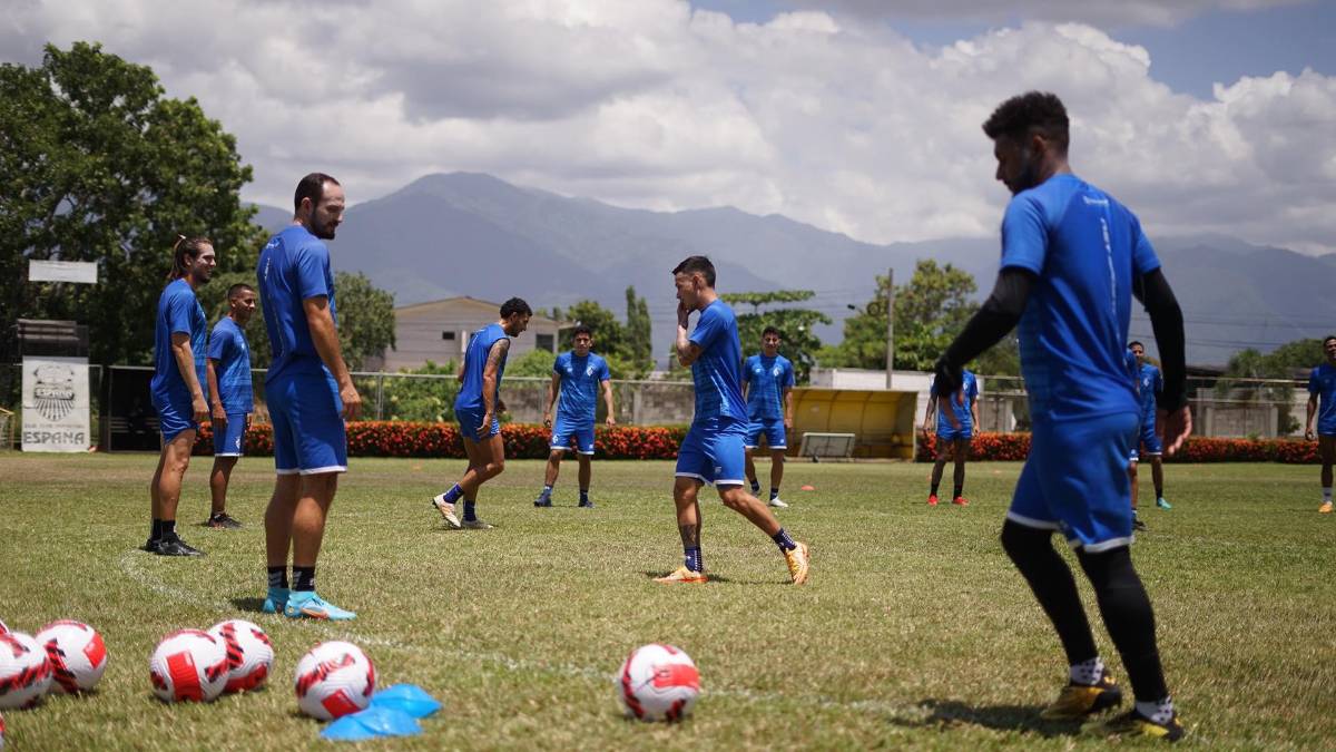 ¡Con el enemigo en casa! El Cartaginés de Costa Rica entrenó en la sede del Real España y quieren eliminarlos de la Concacaf League