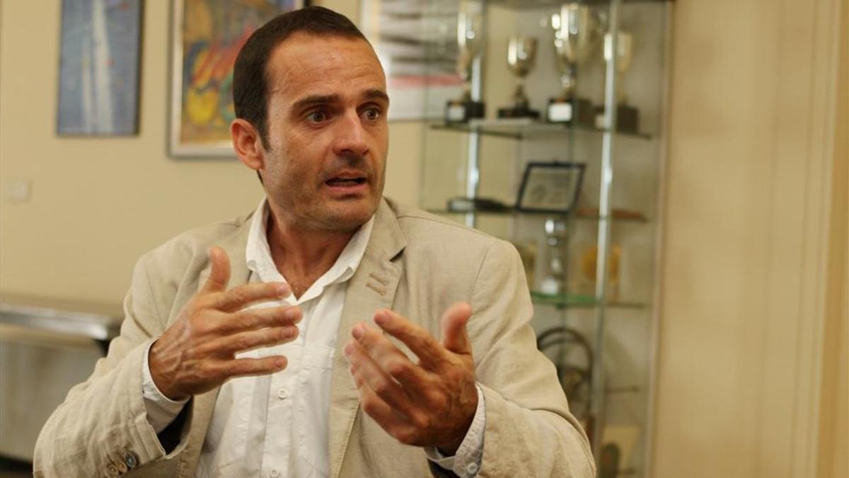 Los dos ‘fichajes’ que Laporta le impuso a Xavi para seguir en Barcelona: el técnico tuvo que acceder