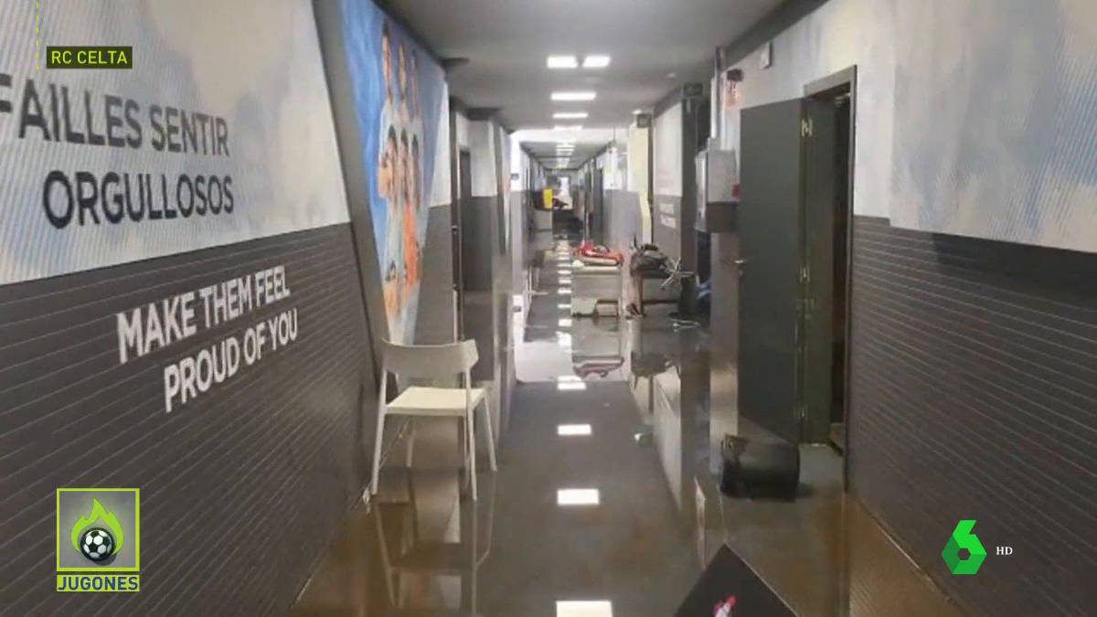 ¡Es de primera y alcanzó hasta un metro de agua! Así se inundó estadio de la Liga Española (FOTOS)